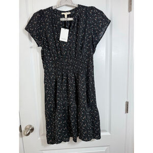 Women's Grade & Gather Black Floral Short Sleeve Dress MP
